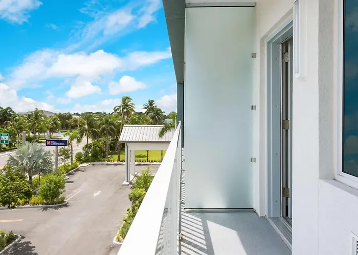 Jacuzzi hotel: Hilton Garden Inn Key West / The Keys Collection