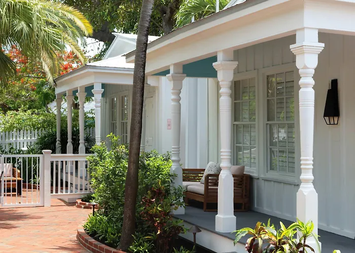  Lighthouse - Key West Historic Inns