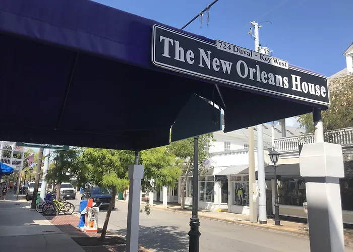Guests house New Orleans House - Gay Male Adult Guesthouse
