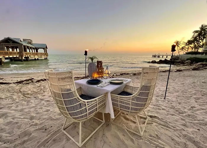 Golf hotel: The Reach Key West, Curio Collection By Hilton